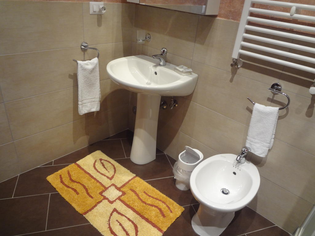 B&B Casa Di Mari Aci SantʼAntonio Rom bilde