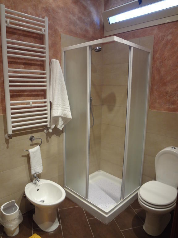 B&B Casa Di Mari Aci SantʼAntonio Rom bilde